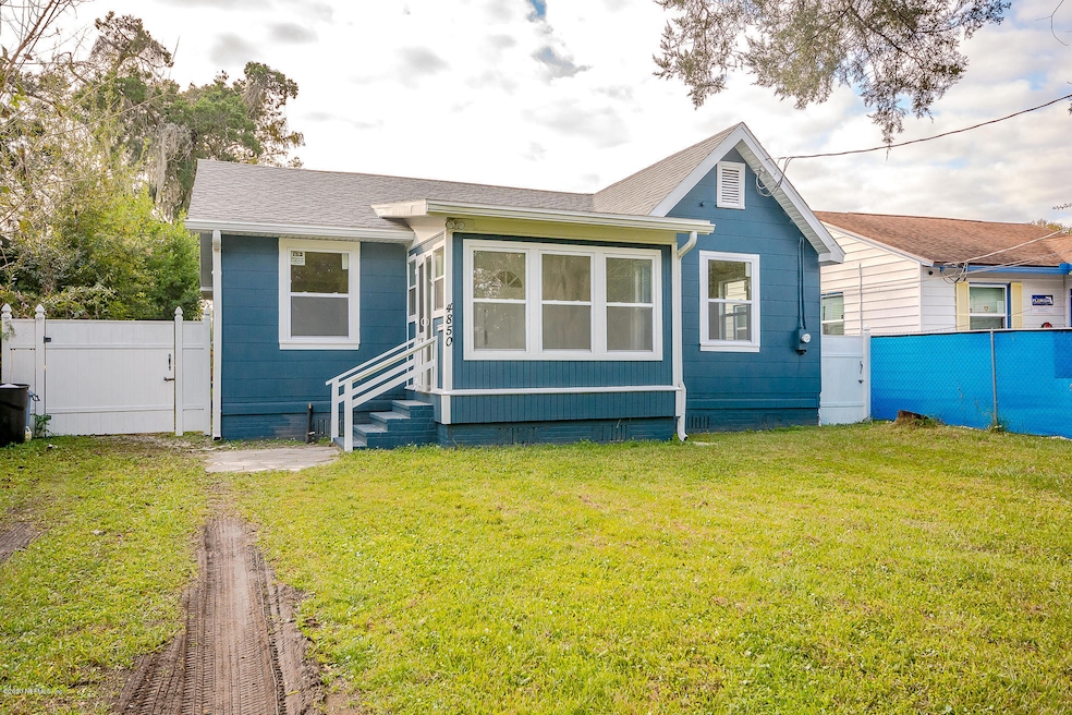 4850 Sunderland Rd, Jacksonville, FL 32210 - photo 1