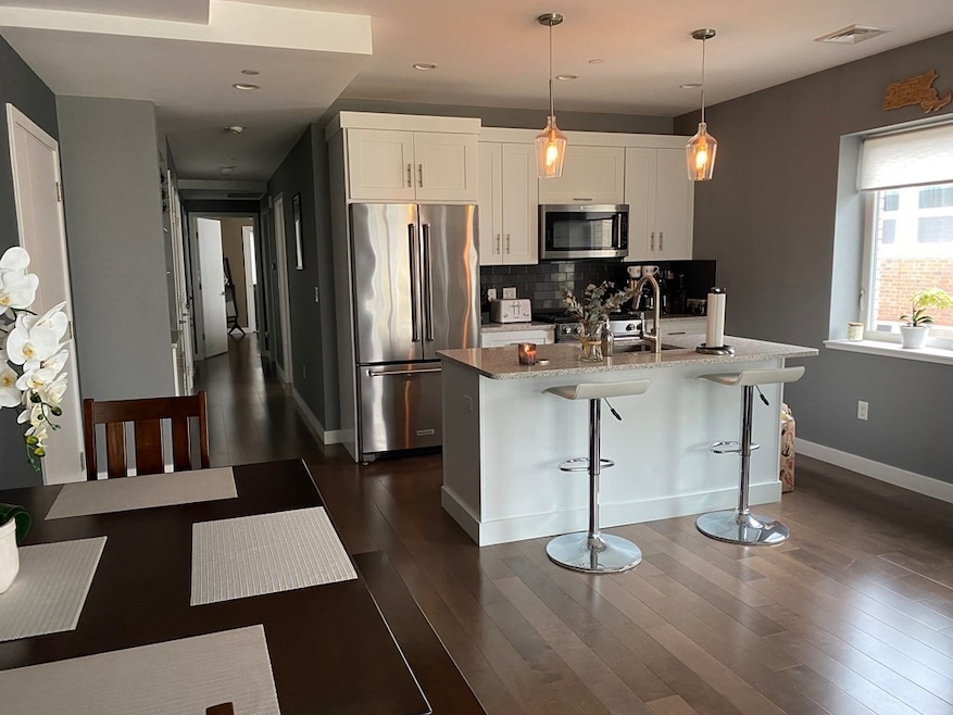 7 Howard St unit 5, Salem, MA 01970 - photo 1