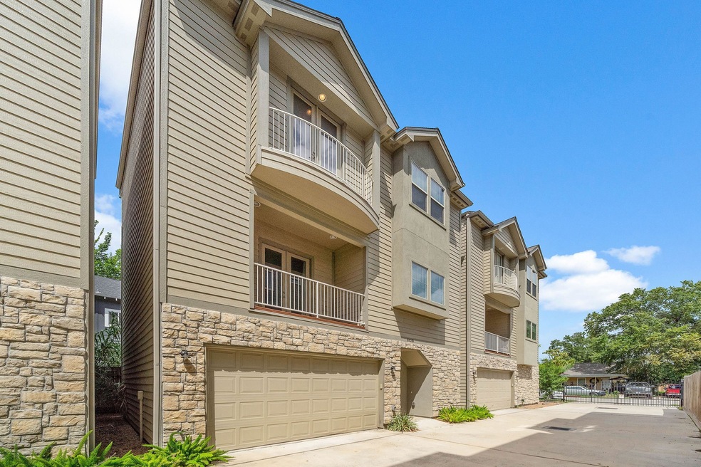 612 W 28th St unit A, Houston, TX 77008 - photo 1