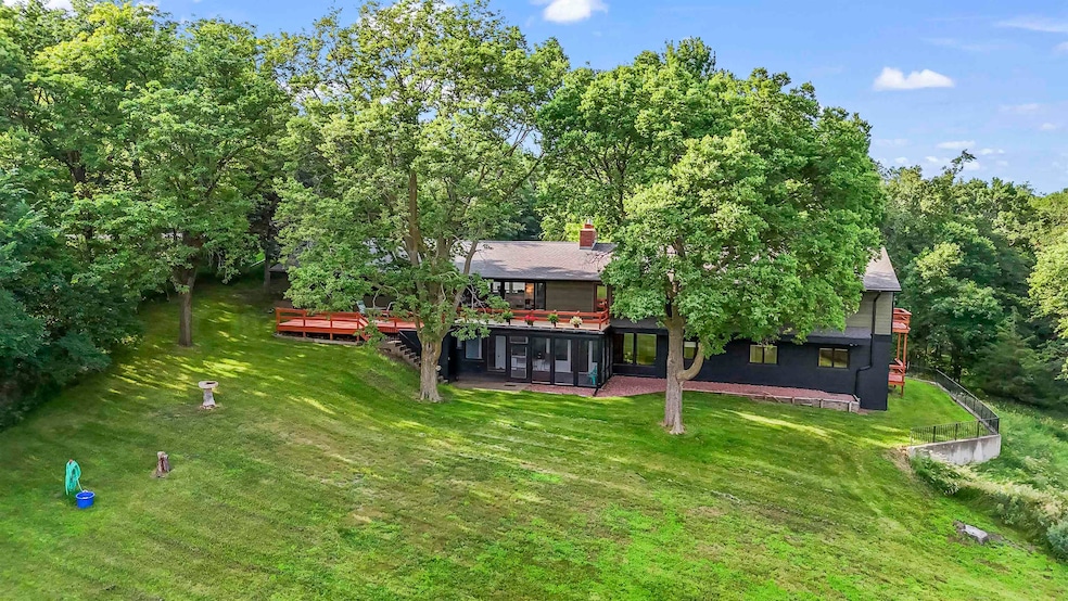 Sold $640,000