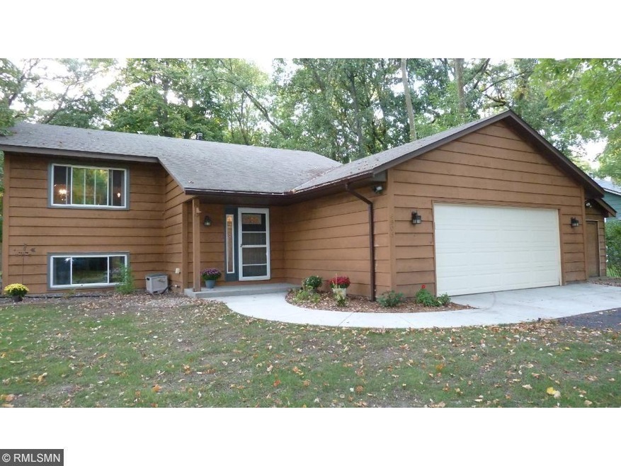 Totally updated home on private lot.Heated and ins