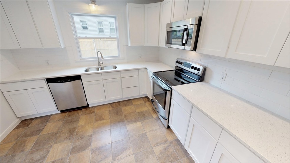 180 Unit St, Providence, RI 02909 - photo 1
