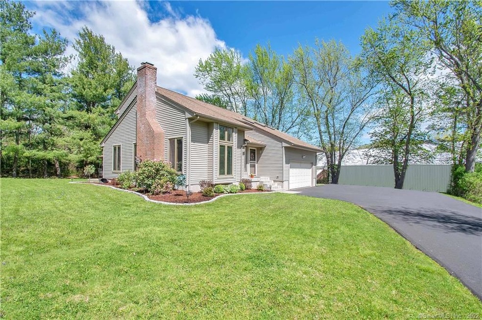 19 Weymouth Rd, Enfield, CT 06082 - photo 1