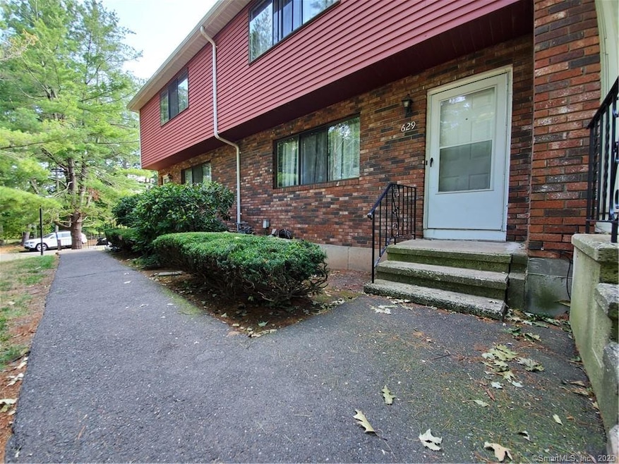 629 Churchill Dr unit 629, Newington, CT 06111 - photo 1