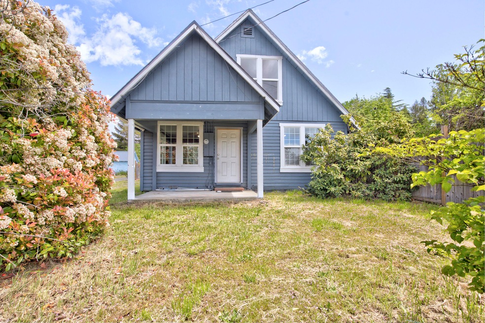 2075 Williams Hwy, Grants Pass, OR 97527 - photo 1