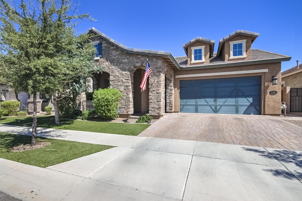 10458 E Monterey Ave, Mesa, AZ 85209 - photo 1