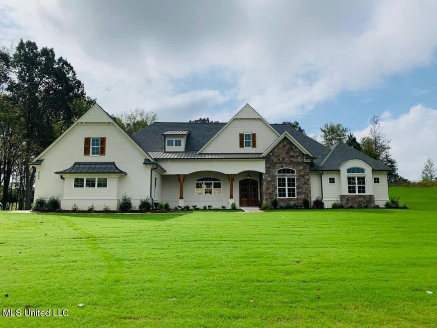 8259 Hidden Hollow Ln, Hernando, MS 38632 - photo 1