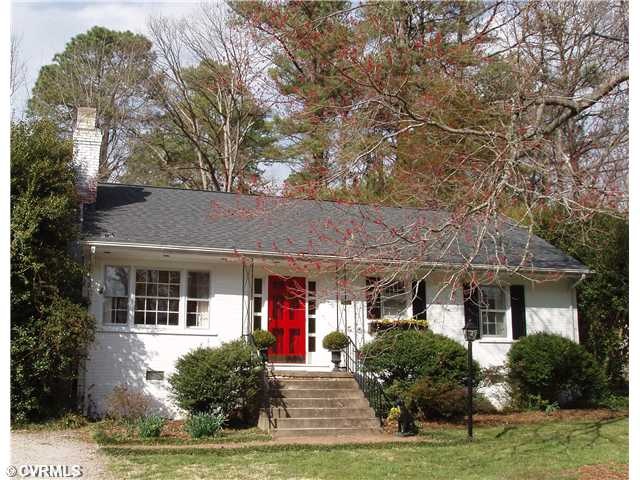 9020 Farmington Dr, Henrico, VA 23229 - photo 1