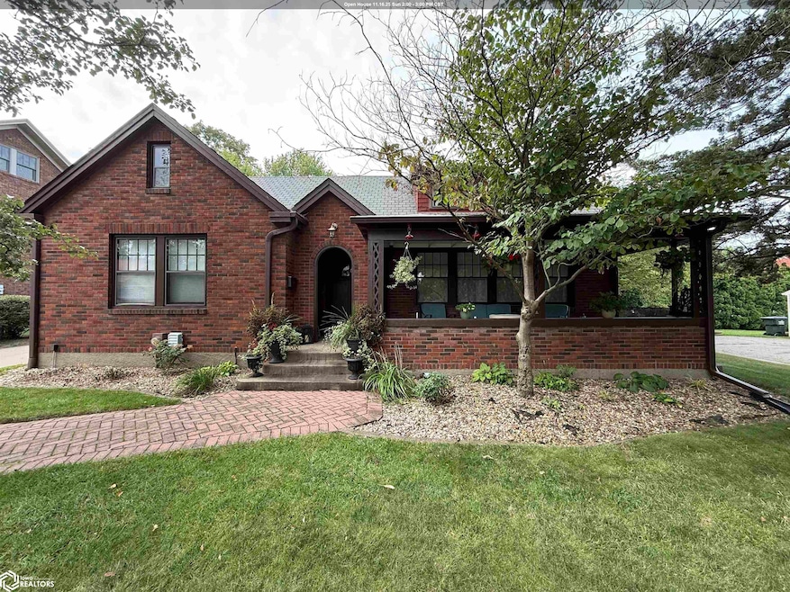 4 Cascade Terrace, Burlington, IA 52601 - photo 1