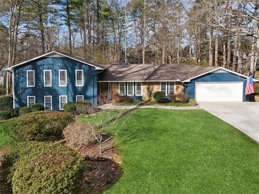 5280 Mill Run Dr, Marietta, GA 30068 - photo 1