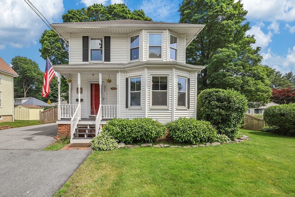 Sold $689,000 • Co-Listing Agent