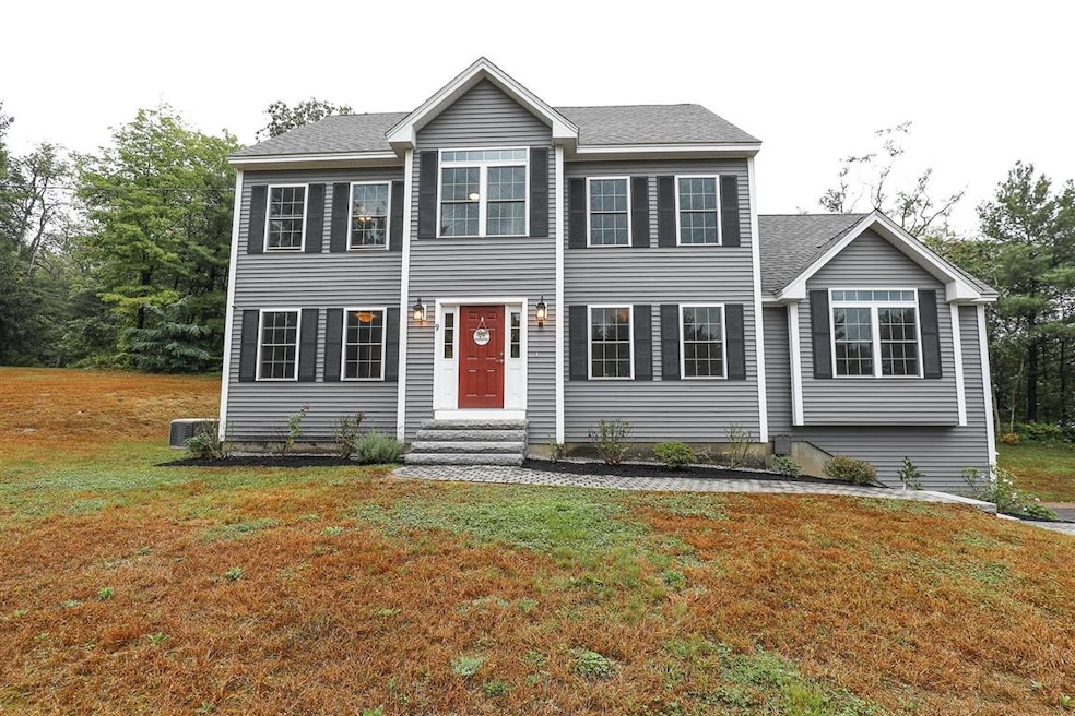 9 Powder House Rd, Sandown, NH 03873 - photo 1