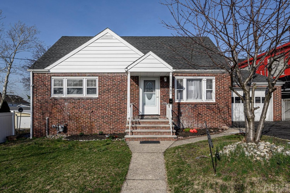 581 Fern Ave, Lyndhurst, NJ 07071 - photo 1