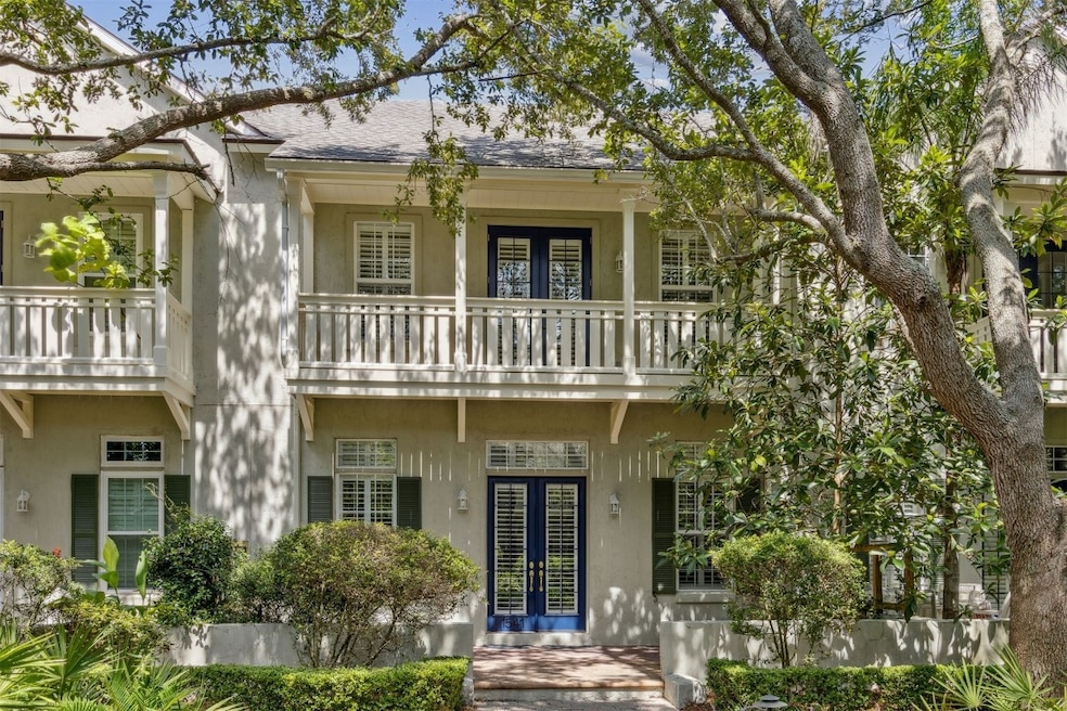 For Sale $734,500 • Co-Listing Agent
