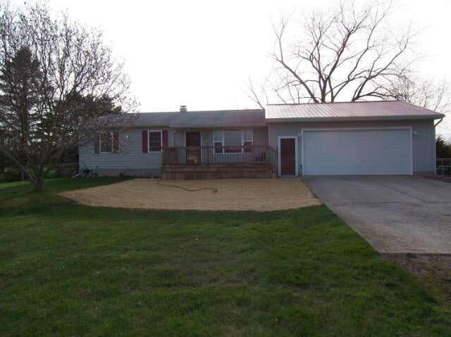 7163 Nichols Rd, Flushing, MI 48433 - photo 1