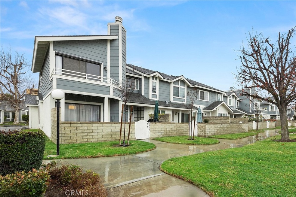 Welcome to 195 N. Magnolia Ave. in Anaheim, Unit F.