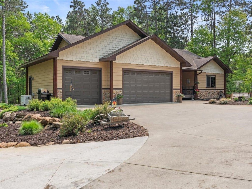 For Sale $625,000 • Co-Listing Agent
