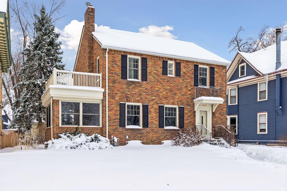 1197 Como Blvd W, Saint Paul, MN 55103 - photo 1