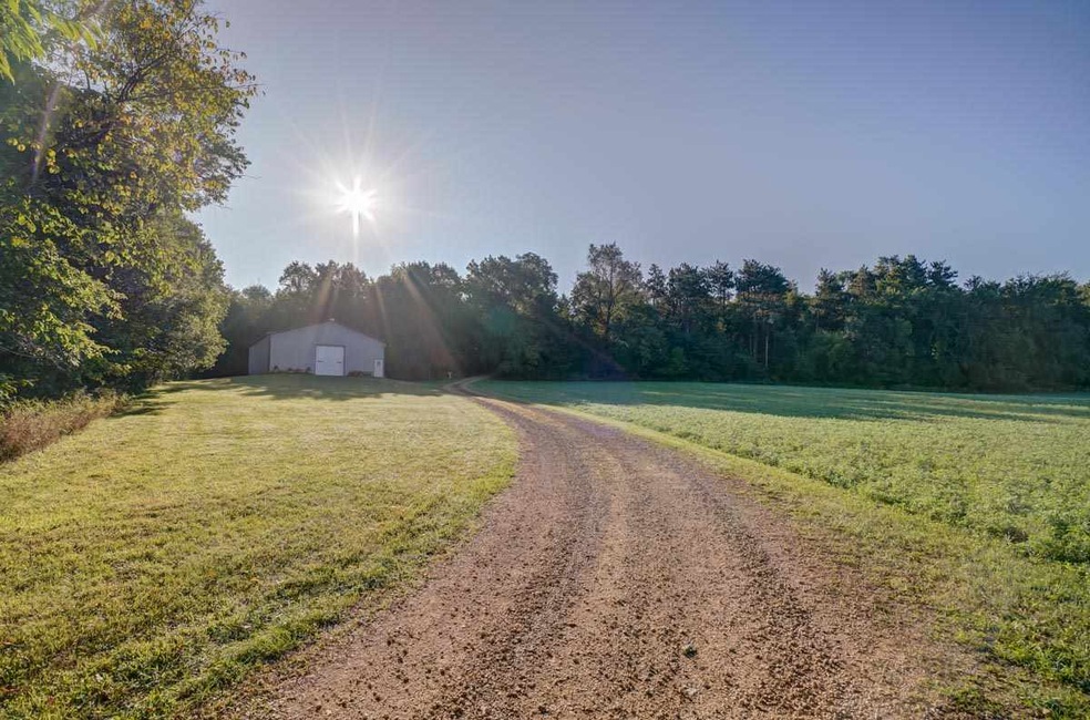 W1711 Freidig Rd, Brooklyn, WI 53521 - photo 1