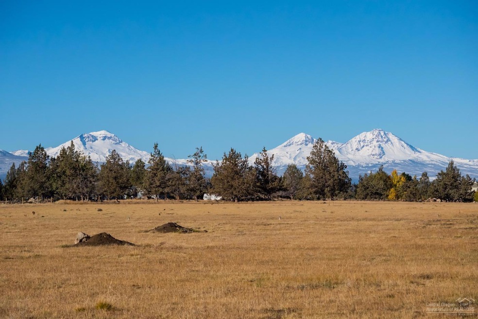 65875 Twin Bridges Rd, Bend, OR 97703 - photo 1