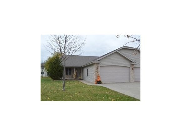 828 Lang Way, Kimberly, WI 54136 - photo 1