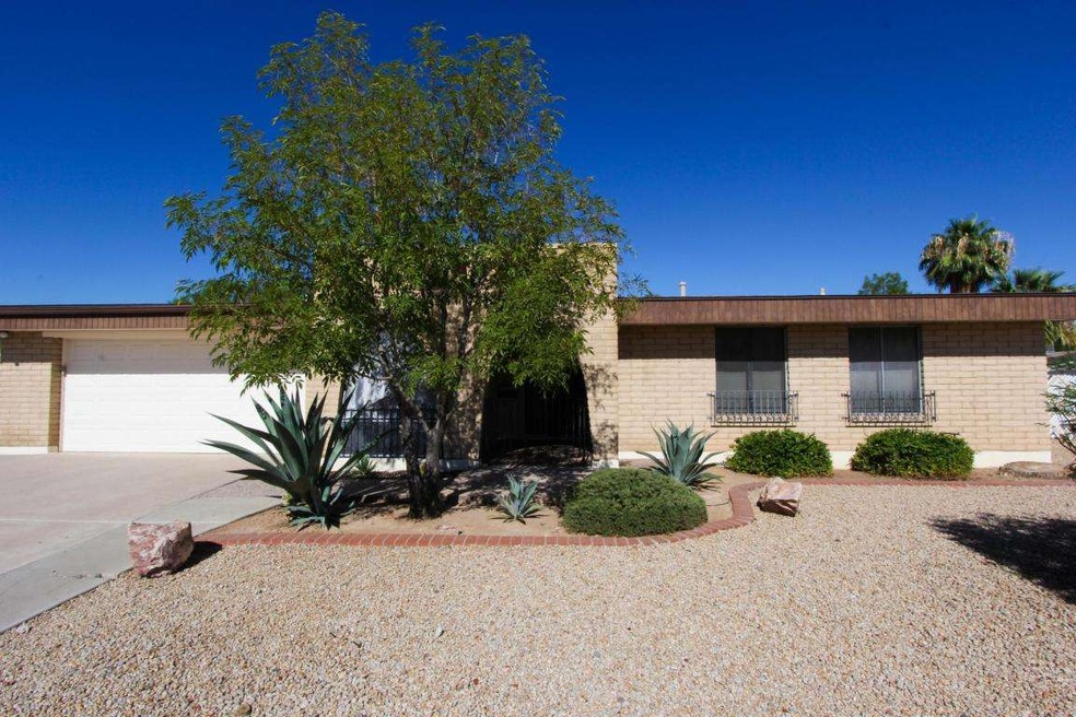 4040 W Mission Ln, Phoenix, AZ 85051 - photo 1