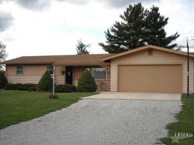 11007 Witmer Rd, Grabill, IN 46741 - photo 1