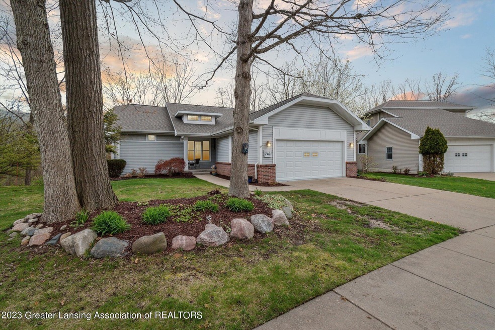 01-7161-Steeplechase-Way-Lansing-MI-4891