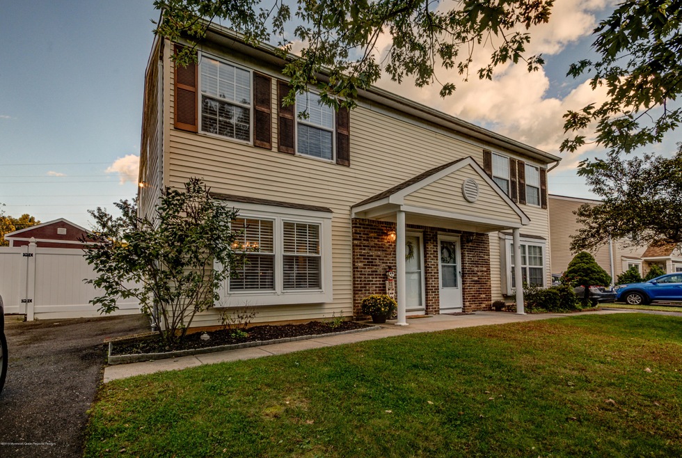 14 Brewster Cir, Old Bridge, NJ 08857 - photo 1