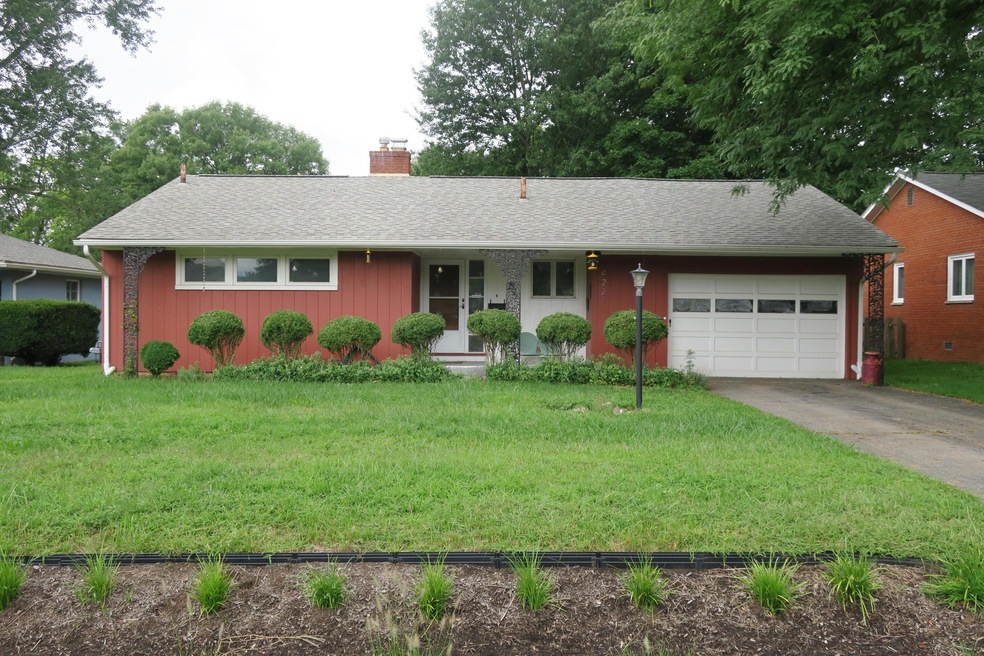 4221 Eastlea Dr, Columbus, OH 43214 - photo 1