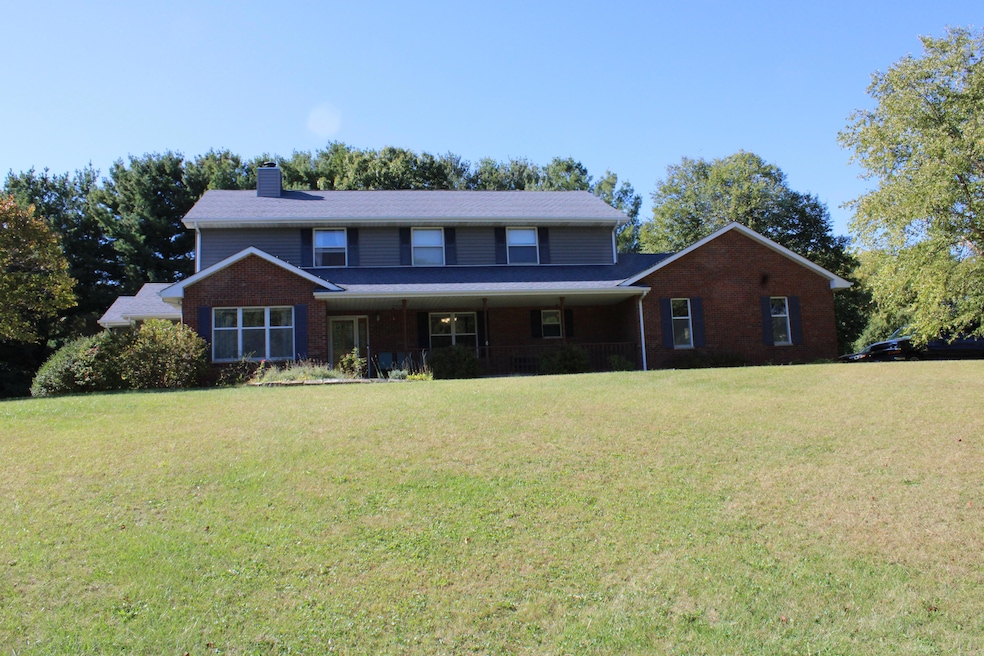 100 Eagle Watch Rd, Muscatine, IA 52761 - photo 1