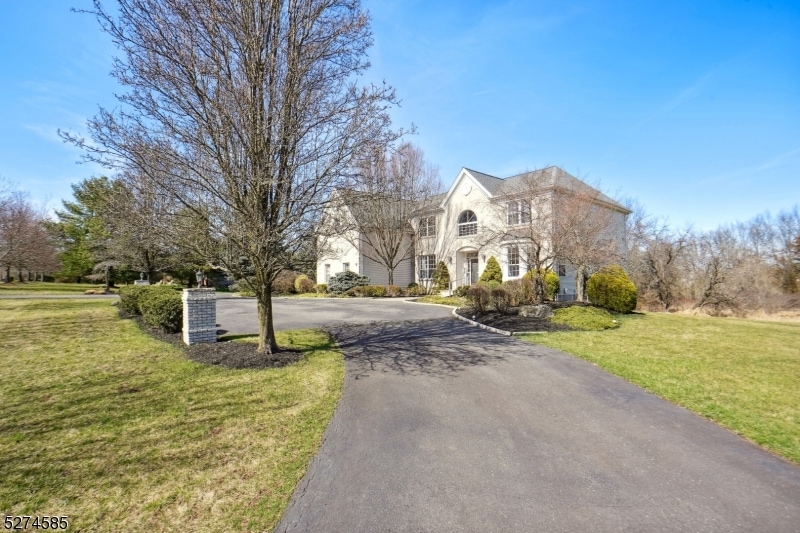 2 Butler Rd, Franklin Park, NJ 08823 - photo 1