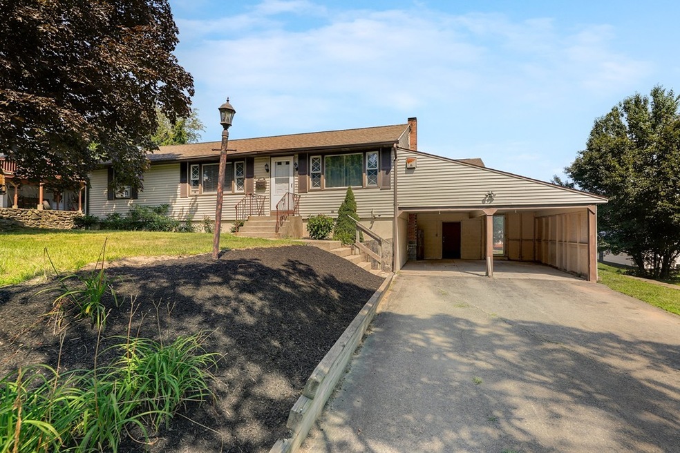 7 Crowningshield Rd, Worcester, MA 01604 - photo 1