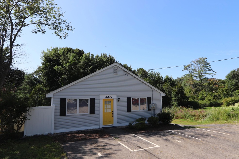 22.5 Whipple Rd, Kittery, ME 03904 - photo 1