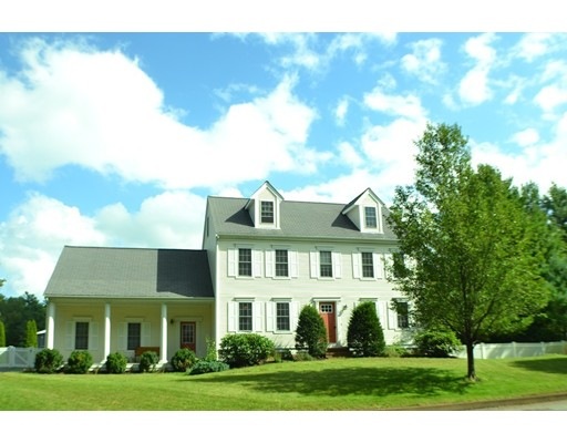 8 Winter Cir, Rockland, MA 02370 - photo 1