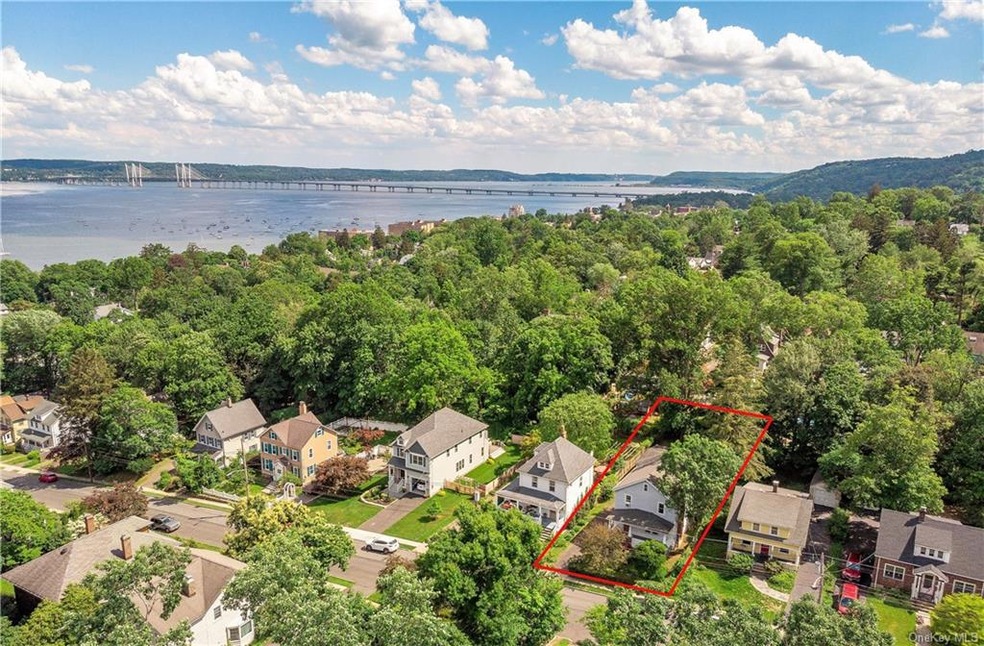 125 Castle Heights Ave, Nyack, NY 10960 - photo 1