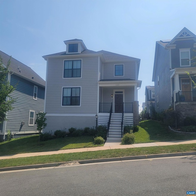 1533 Barnett St, Charlottesville, VA 22901 - photo 1