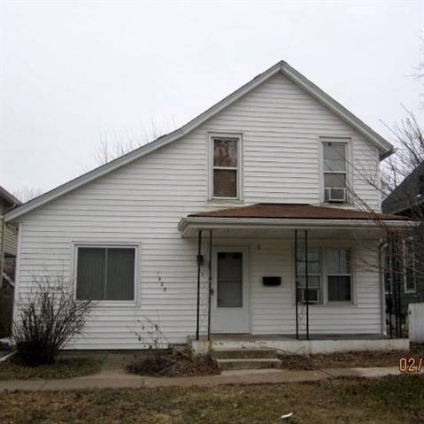1925 W 7th St, Davenport, IA 52802 - photo 1
