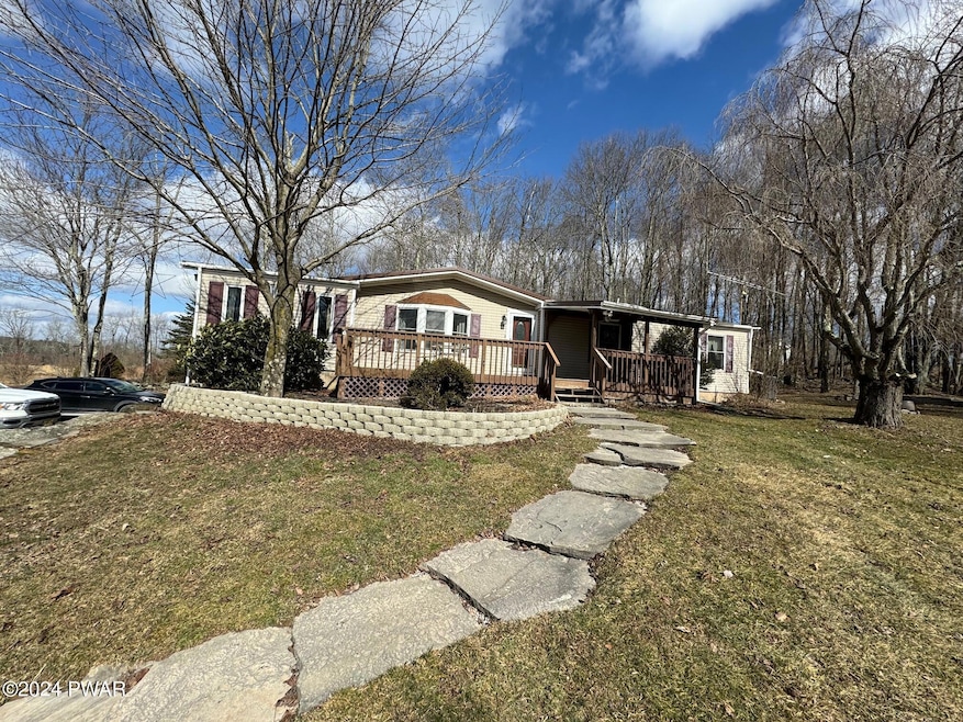 906 Owego Turnpike, Waymart, PA 18472 - photo 1