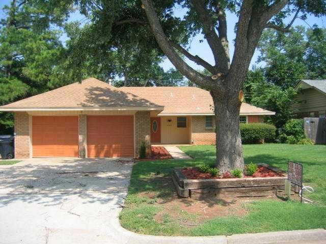 6024 N Meridian Place, Oklahoma City, OK 73122 - photo 1