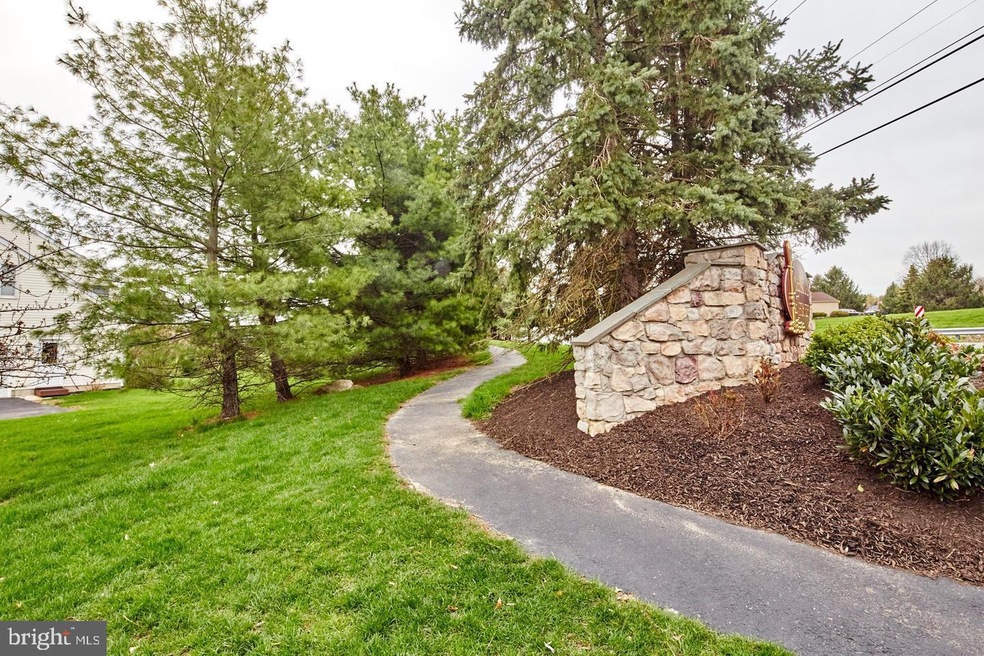 8 Dylan Ct, Glen Mills, PA 19342 - photo 1