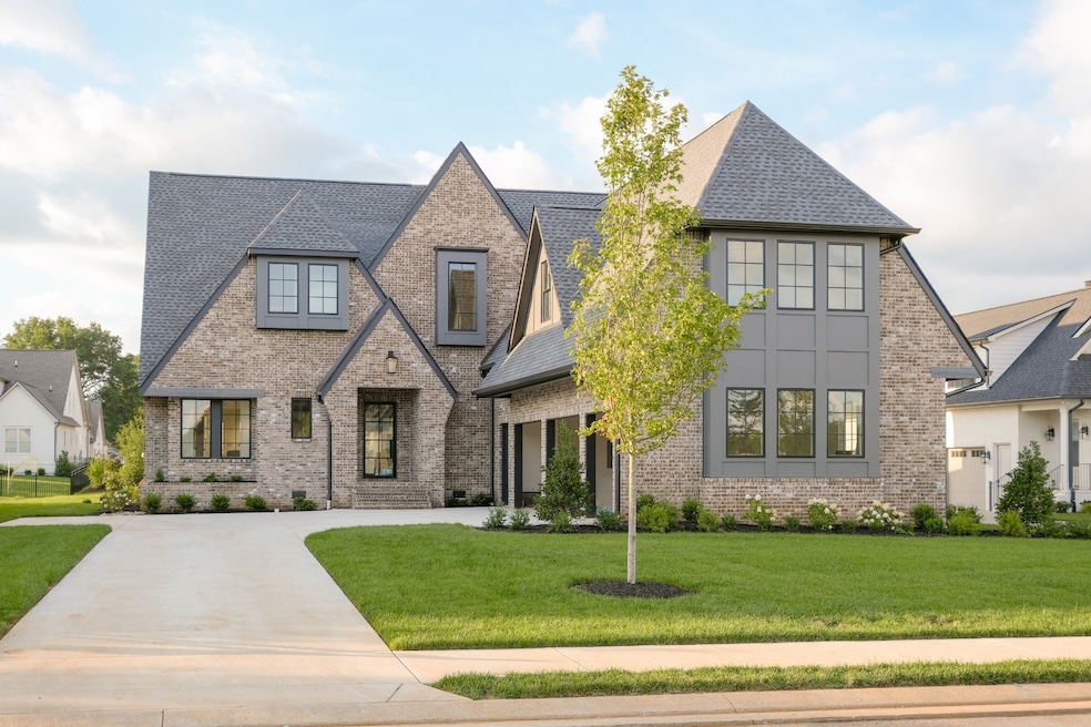 Sold $1,399,900 • Co-Listing Agent