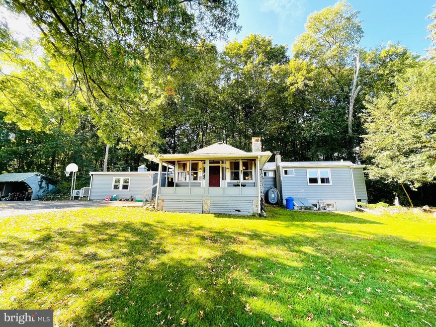 200 W 37th St, Reading, PA 19606 - photo 1