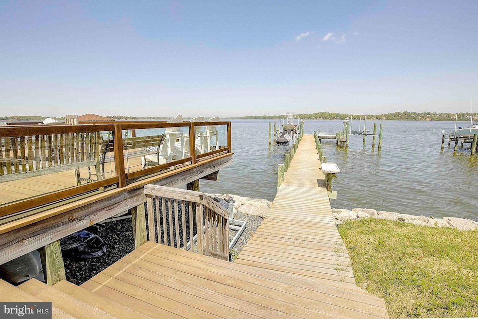 1061 Shore Acres Rd, Arnold, MD 21012 - photo 1