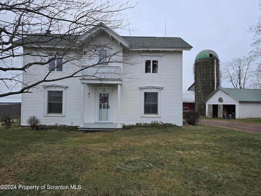 262 Spencer Hill Rd, Nicholson, PA 18446 - photo 1