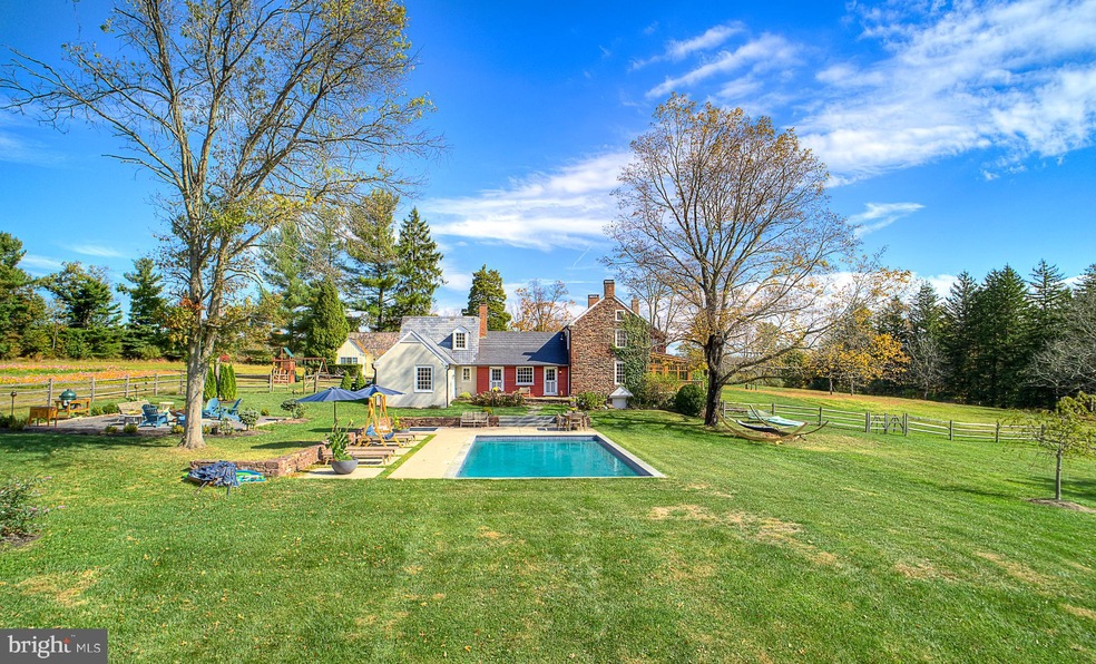 6338 Carversville Rd, Pipersville, PA 18947 - photo 1