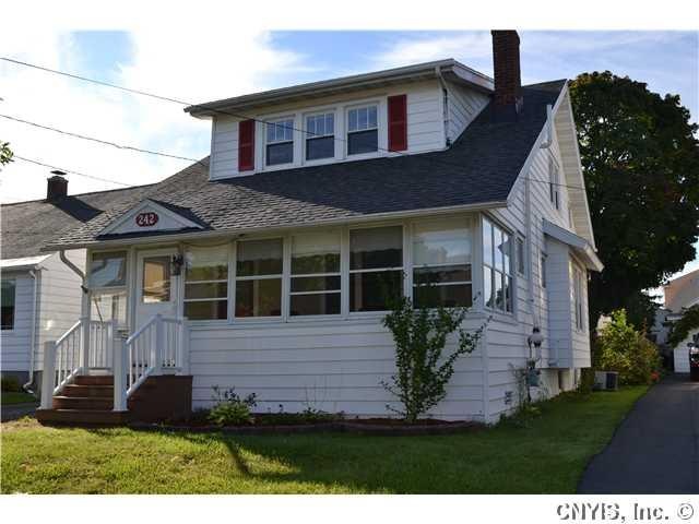 Exterior Front. Welcome to 242 Winthrop Road, Syra