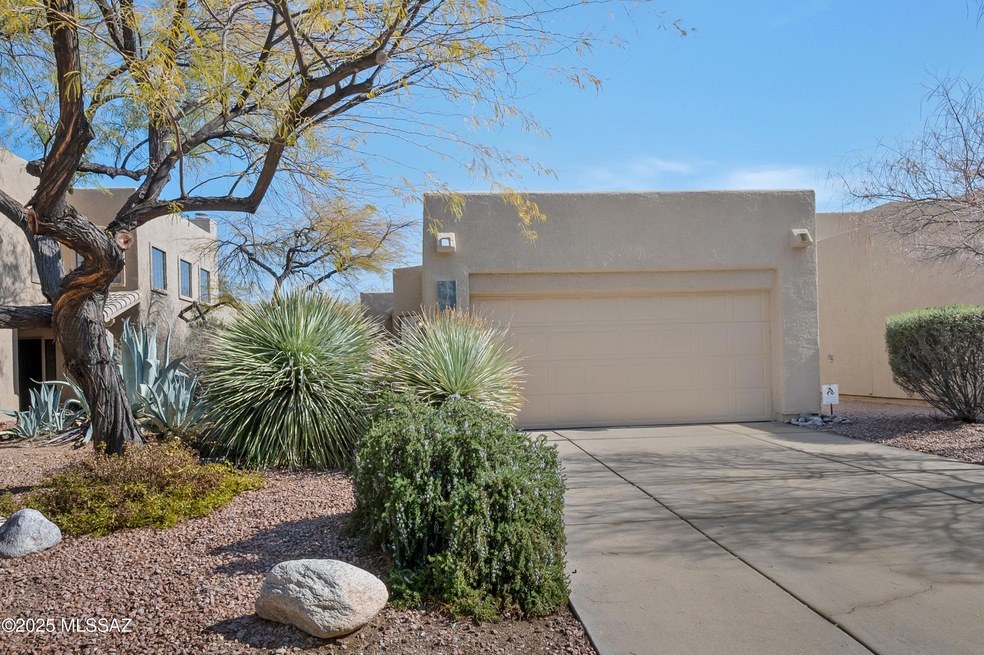 172 N Champagne Place, Tucson, AZ 85745 - photo 1