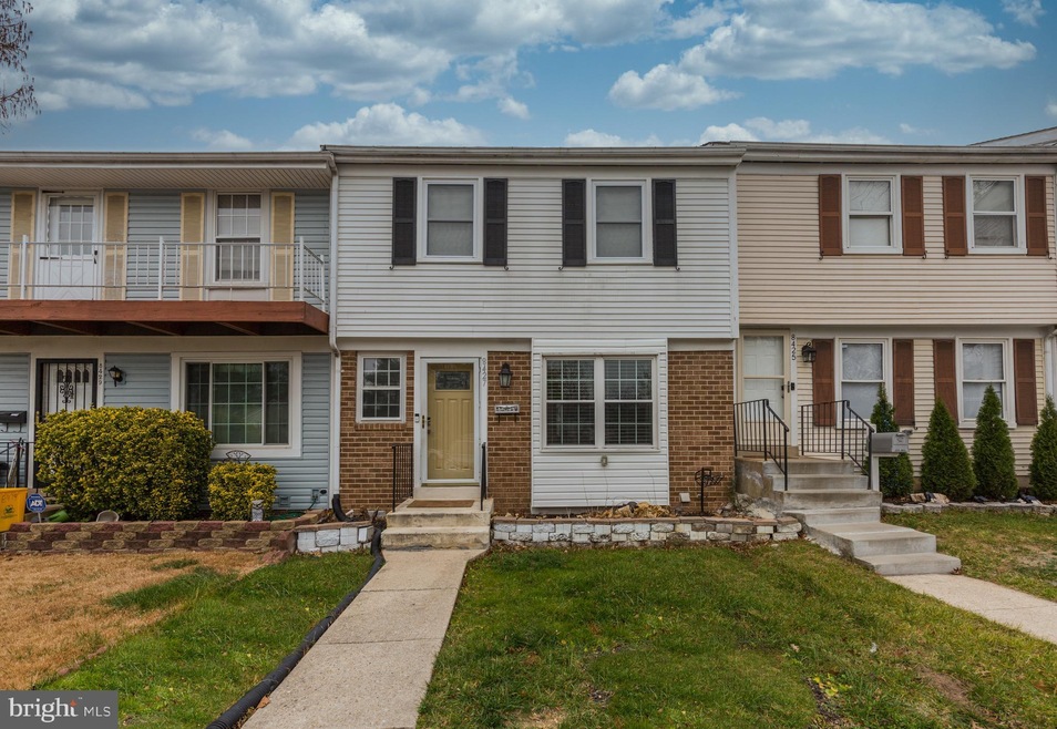 8427 Snowden Oaks Place, Laurel, MD 20708 - photo 1