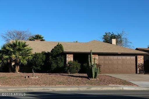 1627 N Bullmoose Front